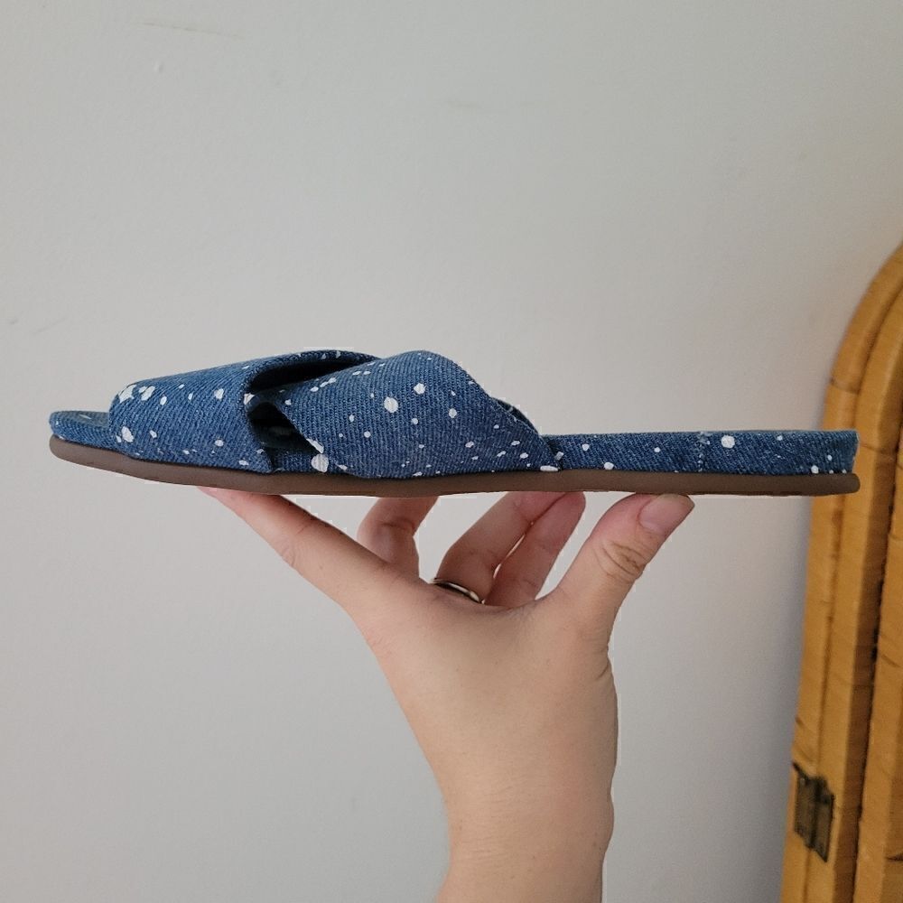 Vince Camuto Esulla Blue Denim Splatter Sandals Cross Band 7 M - Picture 7 of 10